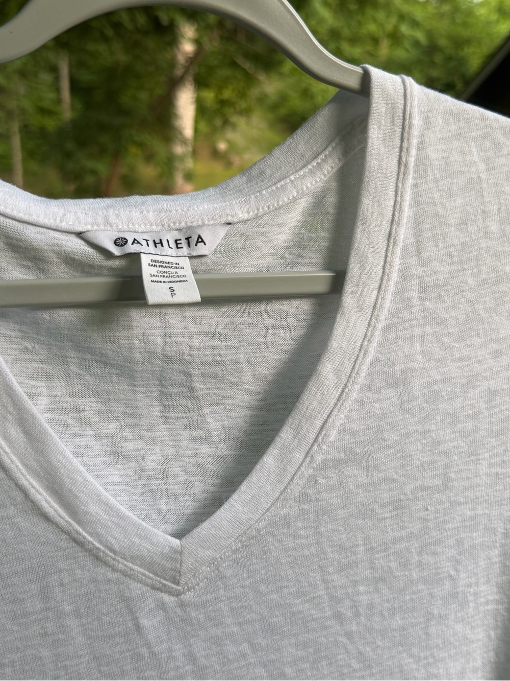 Athleta White V-Neck Short Sleeve T-Shirt Size S - Picture 5 of 7